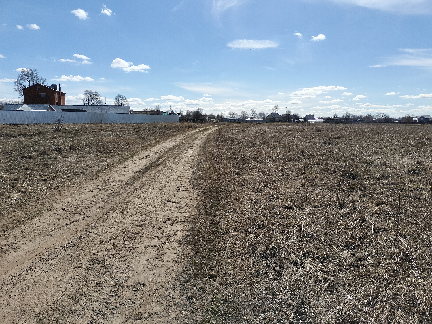 с.п. Помары,  ул. Волжская