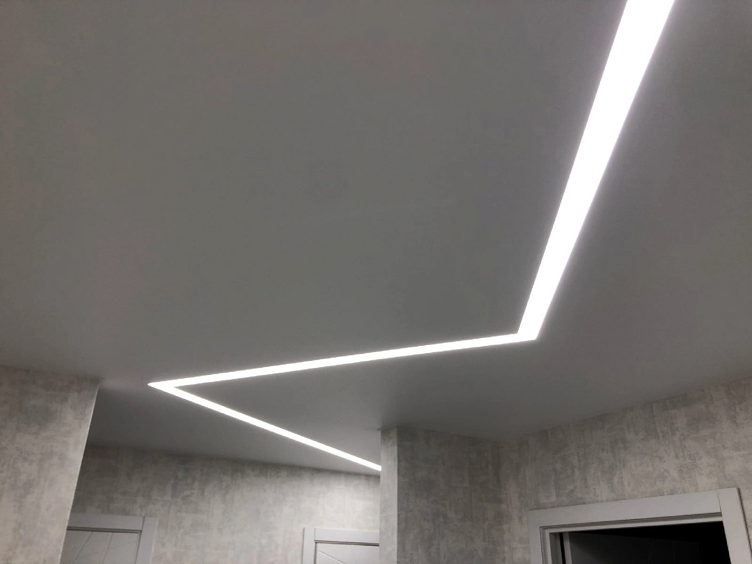 Натяжные потолки