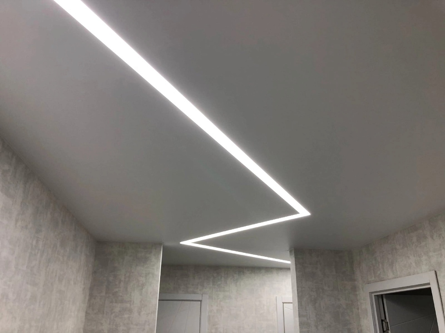 Натяжные потолки